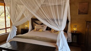 Thornhill Safari Lodge