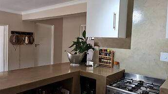 Thornhill Safari Lodge