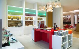 Hampton by Hilton Saint Petersburg ExpoForum