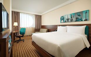 Hampton by Hilton Saint Petersburg ExpoForum
