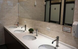 Lütel Hotel Xpark Gloria Outlets Shin Kong Cinemas