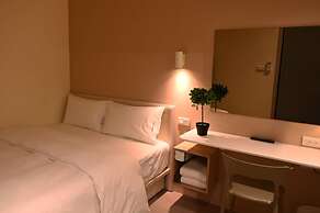 Lütel Hotel Xpark Gloria Outlets Shin Kong Cinemas