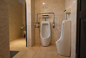 Lütel Hotel Xpark Gloria Outlets Shin Kong Cinemas