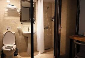 Lütel Hotel Xpark Gloria Outlets Shin Kong Cinemas