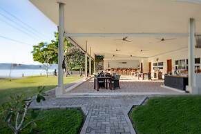 Kokomo Resort Gili Gede