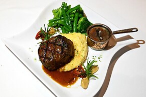 Kokomo Resort Gili Gede