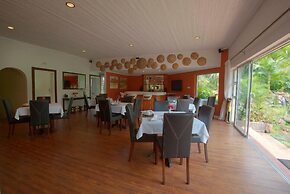 Woodlands Guest Lodge