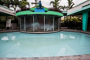 Family Country Hotel & Convention Center