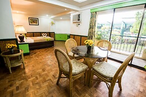 Family Country Hotel & Convention Center