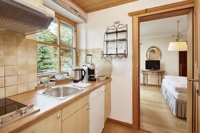 Landsitz Römerhof - Hotel Apartments