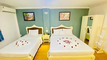 A25 Hotel - 307 Ly Tu Trong