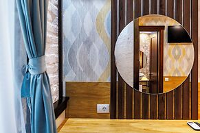 La Strada Boutique Villa