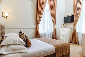 La Strada Boutique Villa