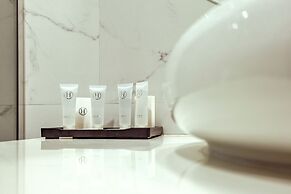 La Strada Boutique Villa