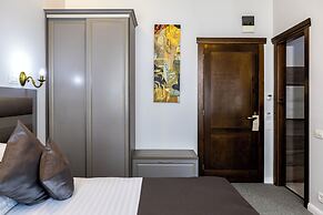 La Strada Boutique Villa