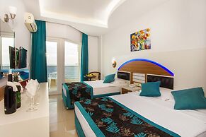 Kleopatra Ada Beach Hotel