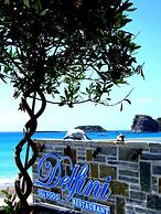 Delfini Beach Hotel