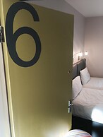 Dan Linehans Bar and B&B