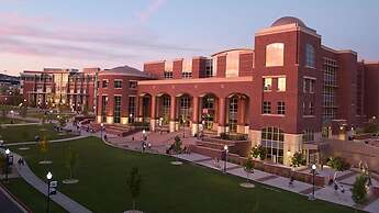 Courtyard Reno Downtown/Riverfront