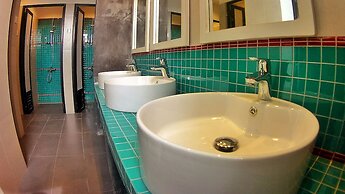 Clock Inn Dehiwala - Hostel