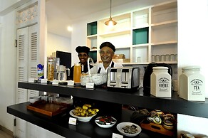 Clock Inn Dehiwala - Hostel