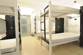 Clock Inn Dehiwala - Hostel