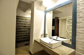 Clock Inn Dehiwala - Hostel