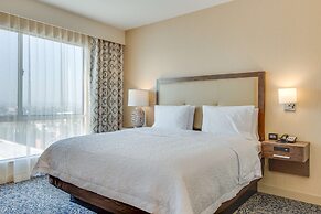 Hampton Inn & Suites Los Angeles - Glendale
