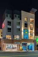 Hampton Inn & Suites Los Angeles - Glendale