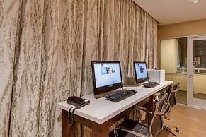 Hampton Inn & Suites Los Angeles - Glendale