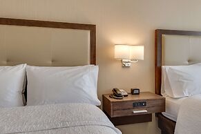 Hampton Inn & Suites Los Angeles - Glendale