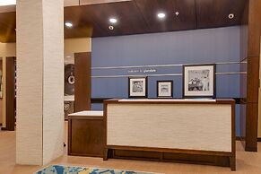 Hampton Inn & Suites Los Angeles - Glendale