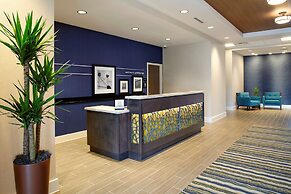 Hampton Inn & Suites Pittsburgh Airport South–Settlers Ridge