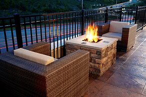 Hampton Inn & Suites Pittsburgh Airport South–Settlers Ridge