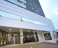 Hotel Maestro Premium Cascavel