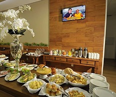 Hotel Maestro Premium Cascavel