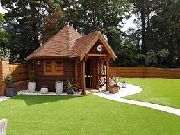 Hamble Retreat House and Luxury Studios