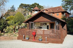 Hamble Retreat House and Luxury Studios