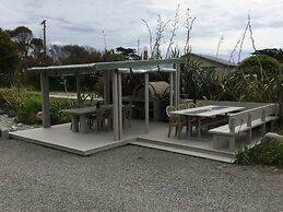 Omau Settlers Lodge Motel