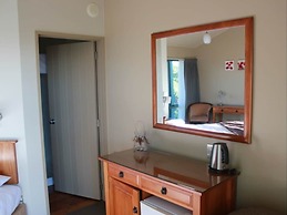 Omau Settlers Lodge Motel