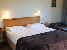 Omau Settlers Lodge Motel