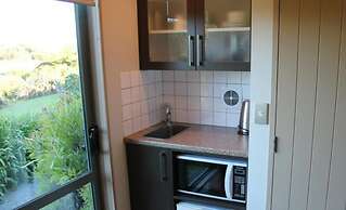 Omau Settlers Lodge Motel