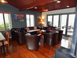 Omau Settlers Lodge Motel