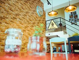 On My Way Taitung Hostel Backpacker