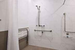 Rydges Perth Kings Square