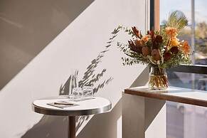 Rydges Perth Kings Square