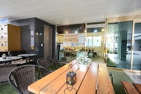 Sunny Hill Guesthouse Hongdae