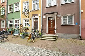 Dom & House – Old Town Swietego Ducha