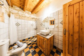 Joanna's Stone Villas