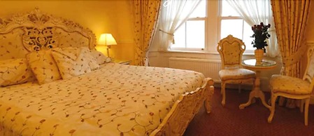 The Royal Hotel